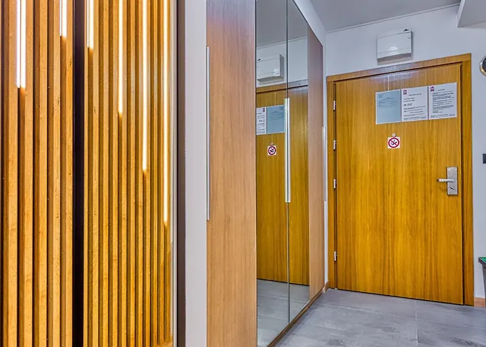 Złoty Liść Blisko Norweskiej Polany - 5d