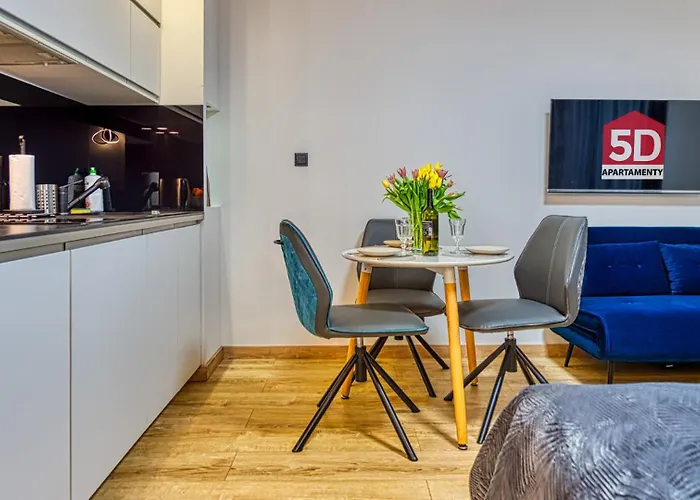 Złoty Liść Blisko Norweskiej Polany - 5d *